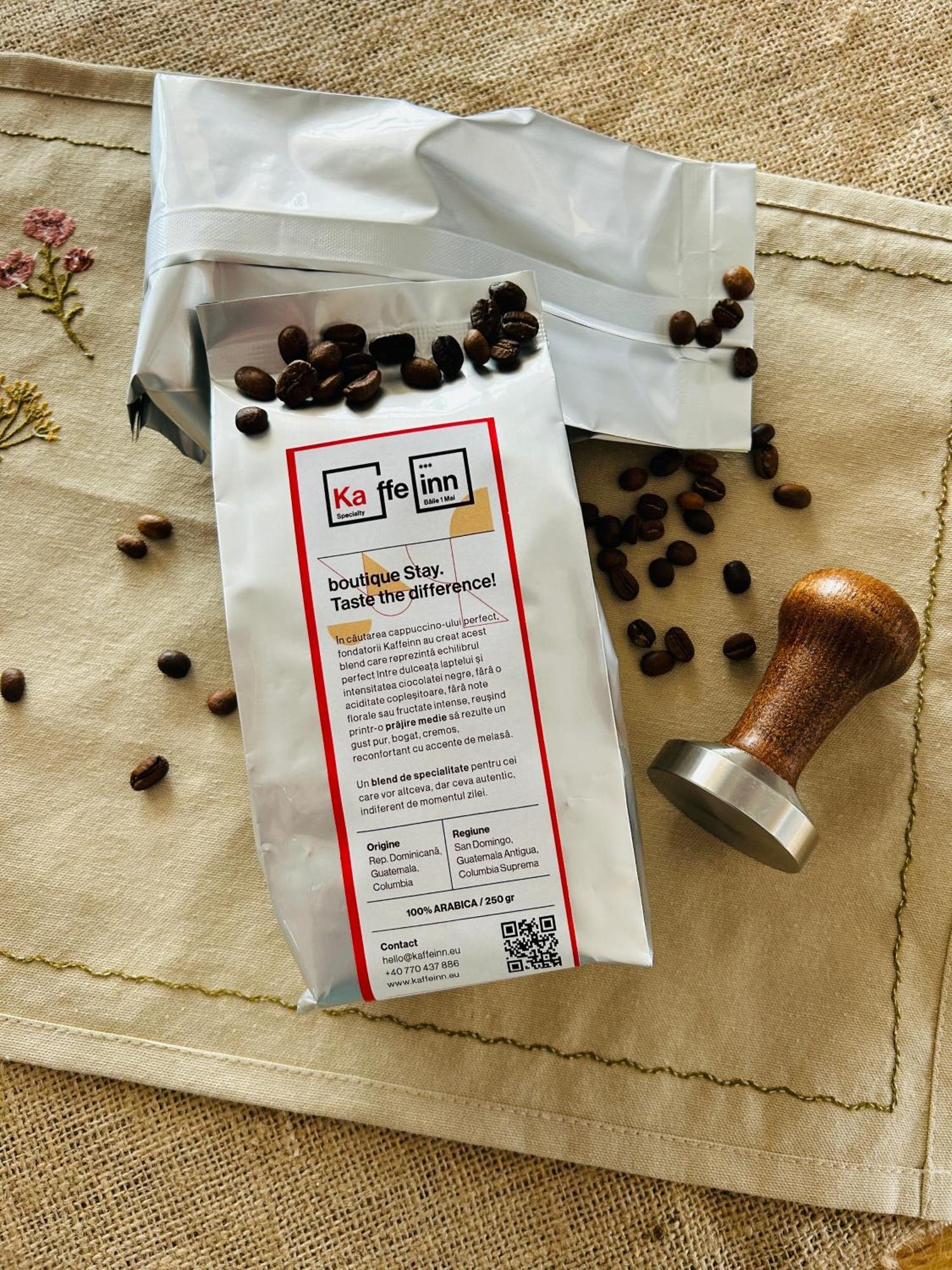 Kaffeinn Specialty Coffee Băile 1 Mai Zewnętrze zdjęcie